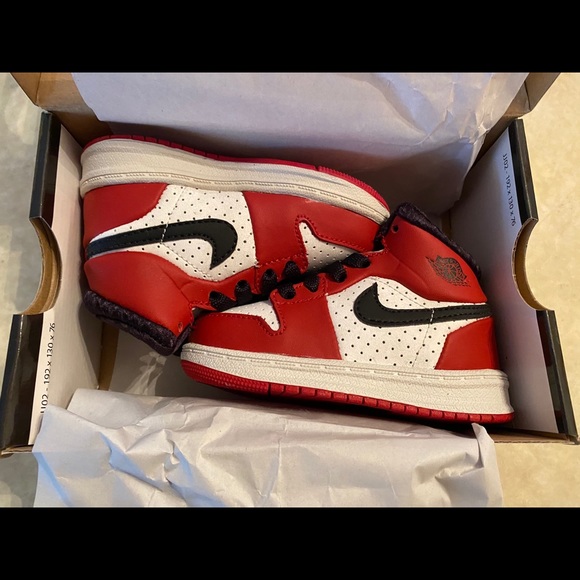 NWT AUTHENTIC TODDLER JORDAN ALPHA 1